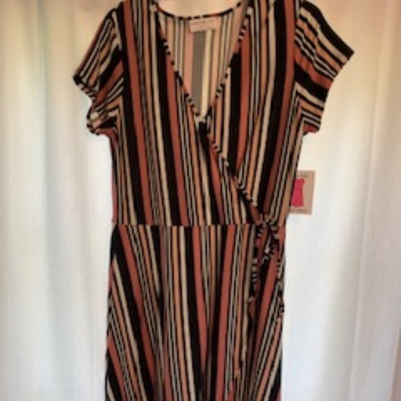 Bobbie Brooks Dresses & Skirts - Nwt Bobbie Brooks Sz L Striped Wrap Dress